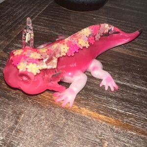 Figurine, ocelot, handcrafted, brand new